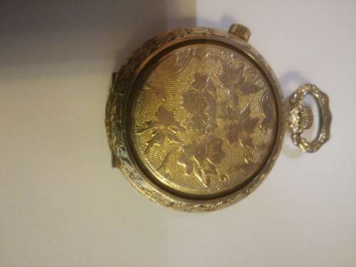 STUNNING HIGHLY ENGRAVED MENTOR 17 JEWELS POCKET WATCH.