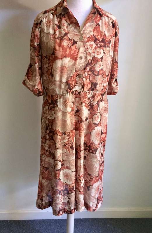 *** april end of summer sale ***  BROWN FLOWERS AND LEAVES DRESS - SIZE 12