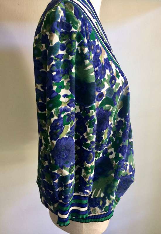 ##SALE## VINTAGE SUMMER BLOUSE VNECK TOP RUTH REED   - SIZE 12  94 CM BUST
