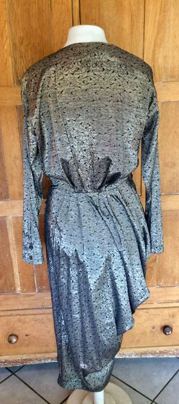 VINTAGE DESIGNER IAN ZUCCHI FOR REFLECTIONS WRAP COCKTAIL DRESS - SIZE S