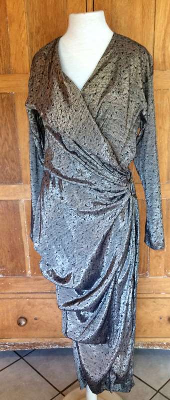 VINTAGE DESIGNER IAN ZUCCHI FOR REFLECTIONS WRAP COCKTAIL DRESS - SIZE S