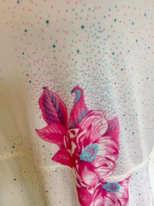 *** april end of summer sale ***  FLOWER AND SPLATTER DRESS  - SIZE 14