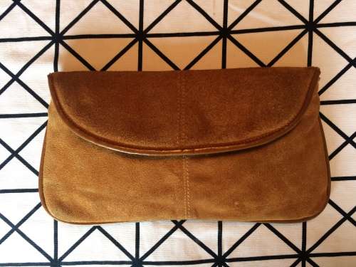 VINTAGE GENUINE TAN SUEDE  LEATHER CLUTCH BAG