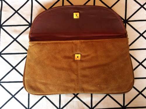 VINTAGE GENUINE TAN SUEDE  LEATHER CLUTCH BAG