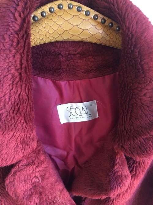 VINTAGE SEGAL MAROON SHEAR-LIKE FLUFFY  JACKET/ COAT - 16