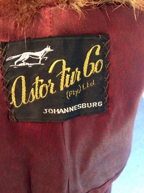 VINTAGE ASTOR FUR CO JOHANNESBURG - REAL FUR STOLE