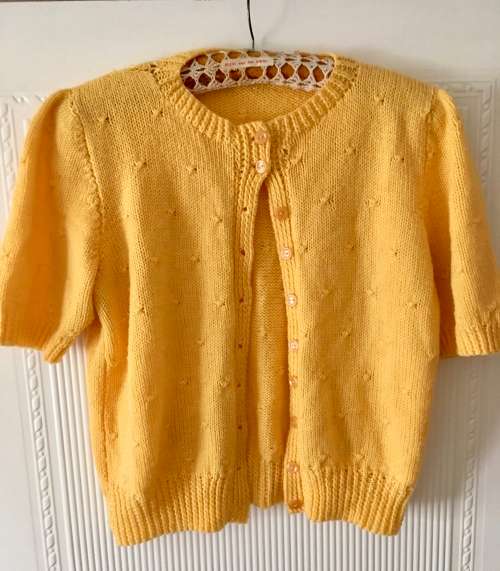 VINTAGE MARIGOLD  COLOURED GRANNY KNIT JERSEY