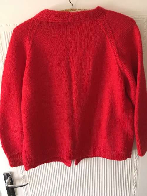 VINTAGE RED GRANNY KNIT JERSEY