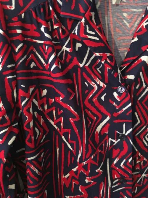 VINTAGE TORY FASHION RED AND NAVY BLOUSE TOP - 14/16