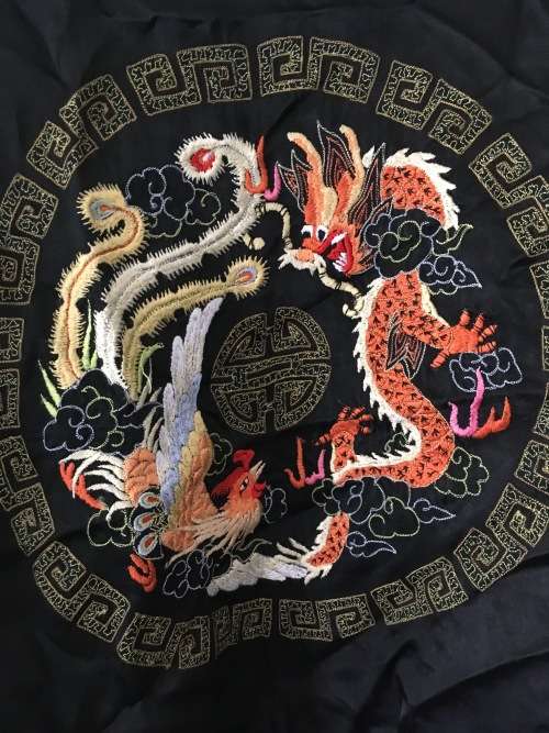 VINTAGE  ROBE 4 - KIMONO INSPIRED LOOK - CHINESE DRAGON