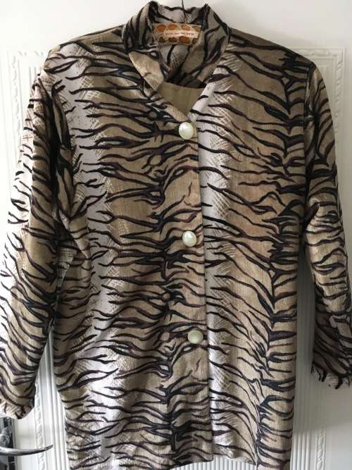 VINTAGE ANIMAL PRINT VELVETEEN JACKET   - SIZE 14