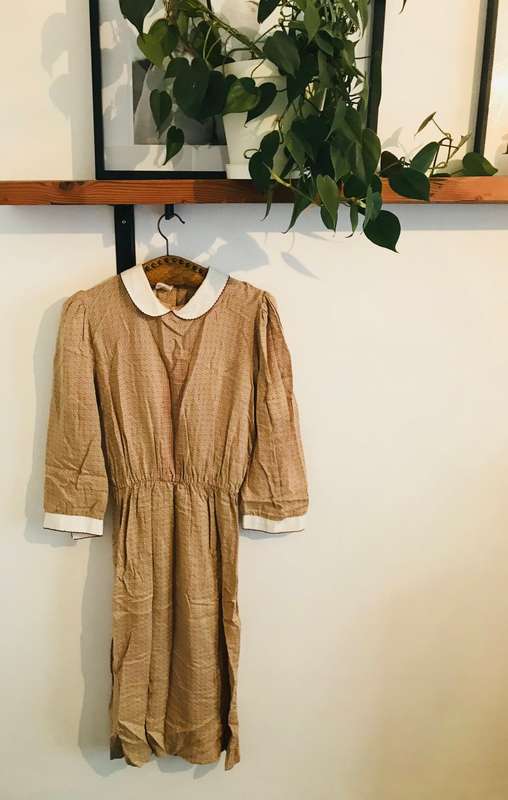 VINTAGE DRESS - PETER PAN COLLAR  -  BUST 92 CM
