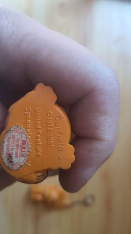 Vintage Garfield keyrings