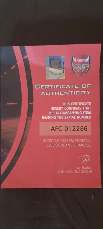 Arsenal 2018-2019 signed Club jersey.With Club COA.