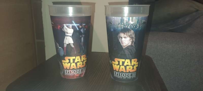 Star wars  3d Motion  cups set of x2 .Very rare from the USa