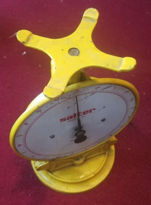 Beautiful Vintage Cast Iron Salter Scale