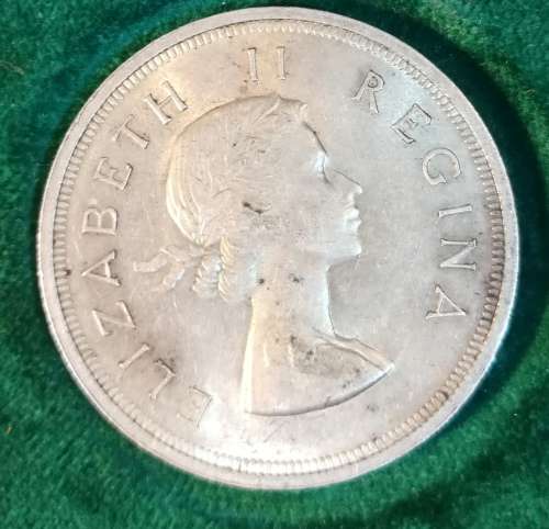 Beautiful South African 1957 5 Shilling (Silver)