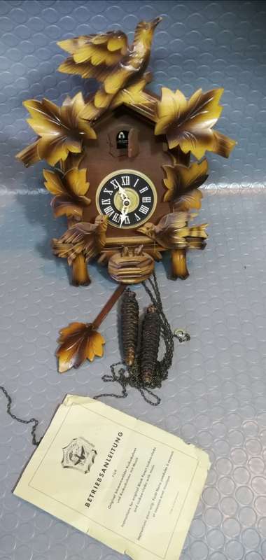 Very Big!!! Beautiful Cuckoo Clock for restoration (Complete) even includes original leaflet