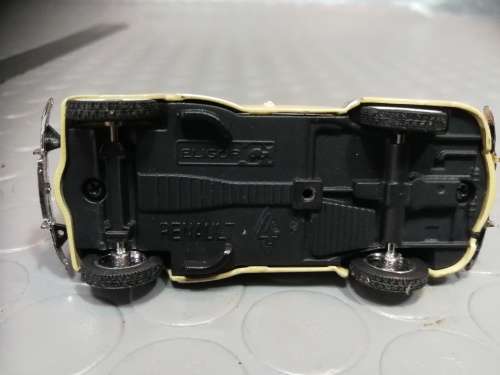 Eligor Renault 4cv 1/48