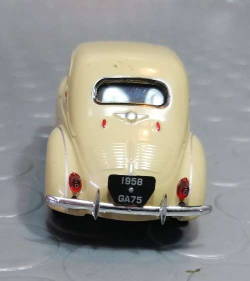 Eligor Renault 4cv 1/48