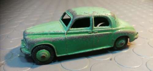 Vintage dinky toys rover 75 made by meccano. 1/43