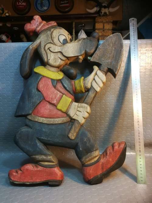 Huge!! Solid wood hand carved Goofy 720mm