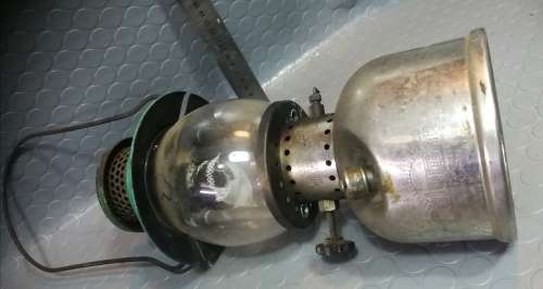 Coleman `The Sunshine of the Night` Kerosene Lantern 1947 - Canada (complete)
