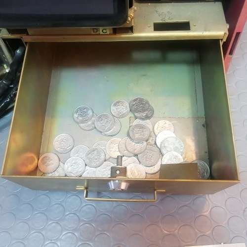 Stunning 1960`s!! Vintage GOLDEN POKER GAMBLING MACHINE (100% working)
