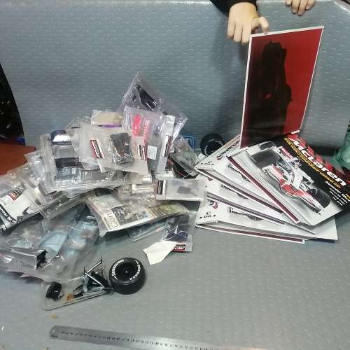 Massive!! Build your own McLaren MP4/23 | 1:8 Model kit and books