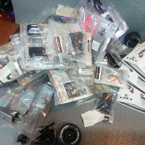 Massive!! Build your own McLaren MP4/23 | 1:8 Model kit and books