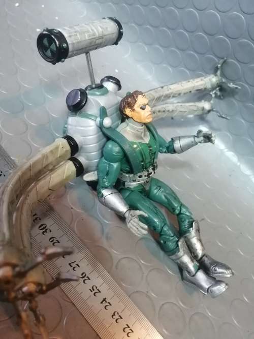Doctor Octopus Spiderman 2 figure (Watersprying toy working)