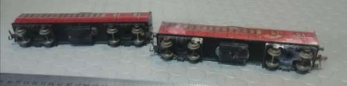 Hornby die cast train coaches