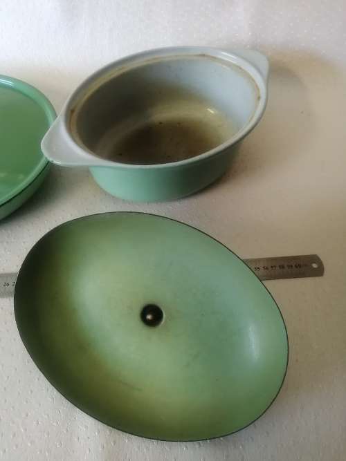 Collectable!! Vintage Heavy Le Creuset style Casserole and Pan