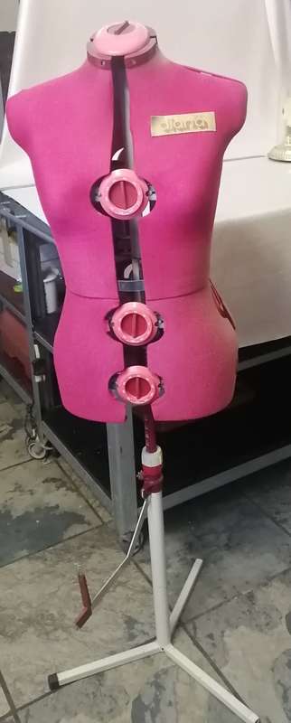 Adjustable Diana D - XLarge, Dressmaker Sewing Dummie.