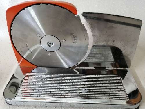 Beautiful vintage Pineware Meat/bread slicer