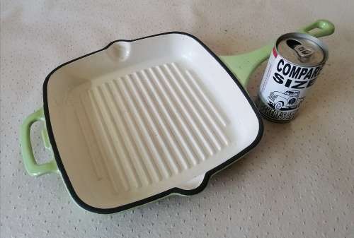 Exquisite Le Cruze style cast iron enamel pan
