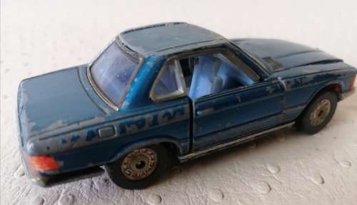 Vintage corgi wizzwheels mercedes sl 350