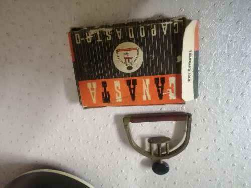 Beautiful antique Wizard electrical guitar in case for restoration