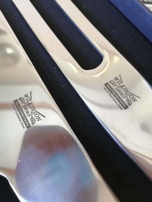 STUNNING!! Wilkinson Sword Carving Set (New in box)