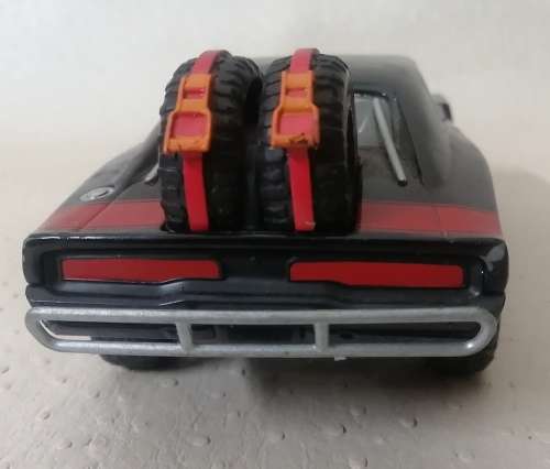 `Fast and Furious 7` 1970 Dodge Charger R/T Off Road Version 1/24 Diecast Car by Jada Toys