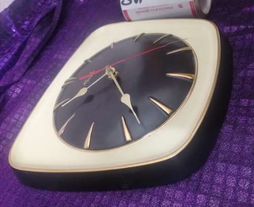 Vintage Kienzle Ceramic Clock with Gold Gilded Edges (Working)
