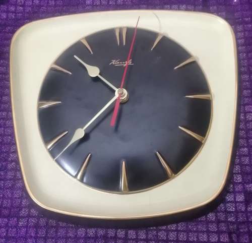 Vintage Kienzle Ceramic Clock with Gold Gilded Edges (Working)