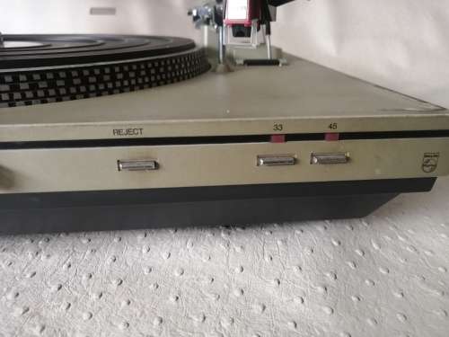 High Quality Philips AF 294 Turntable Mechanically 100%