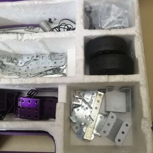 Very Large Original Meccano Set Looks Complete Plus a Bag of Extra Pieces