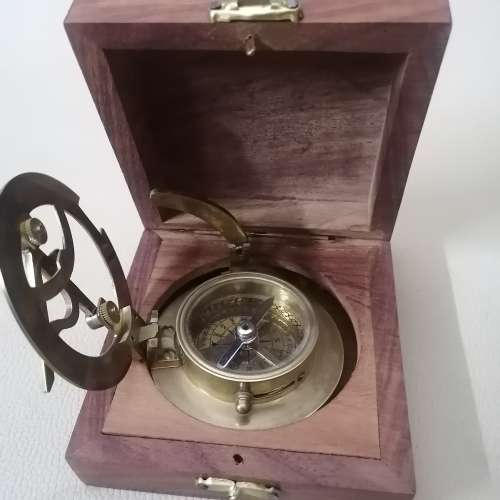 Vintage Maritime Solid Brass Sundial Compass in Box