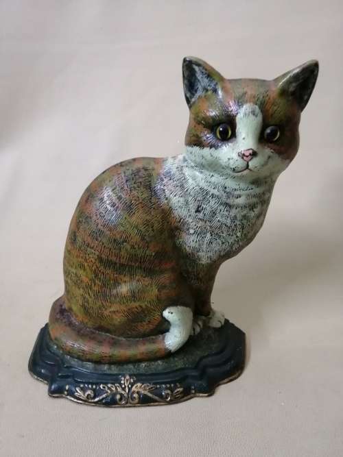 Magnificent Vintage Large Cast Iron Cat Door Stop with Glass eyes