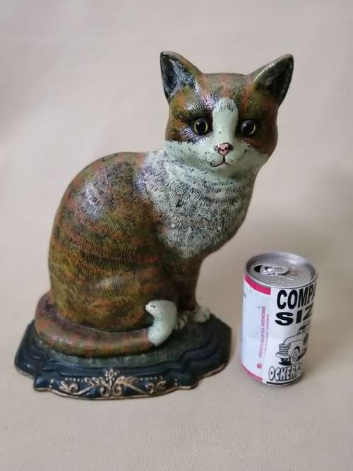 Magnificent Vintage Large Cast Iron Cat Door Stop with Glass eyes