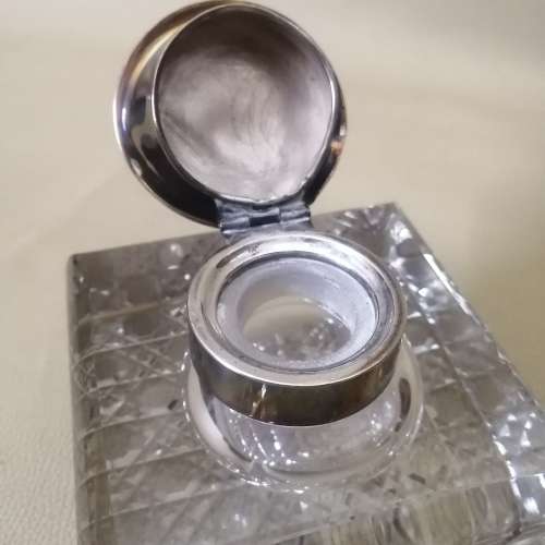Stunning Vintage Sterling Silver and Crystal Inkwell (Hallmarked) no 1 of 2 on auction now