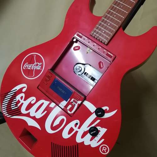 Coke Collectors!! An awesome Coca-Cola CD/ Radio guitar 2 of 2