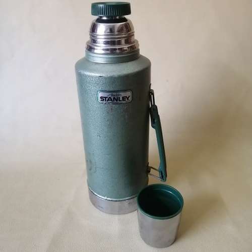 STANLEY CLASSIC VACUUM 1,9L HAMMERTONE FLASK